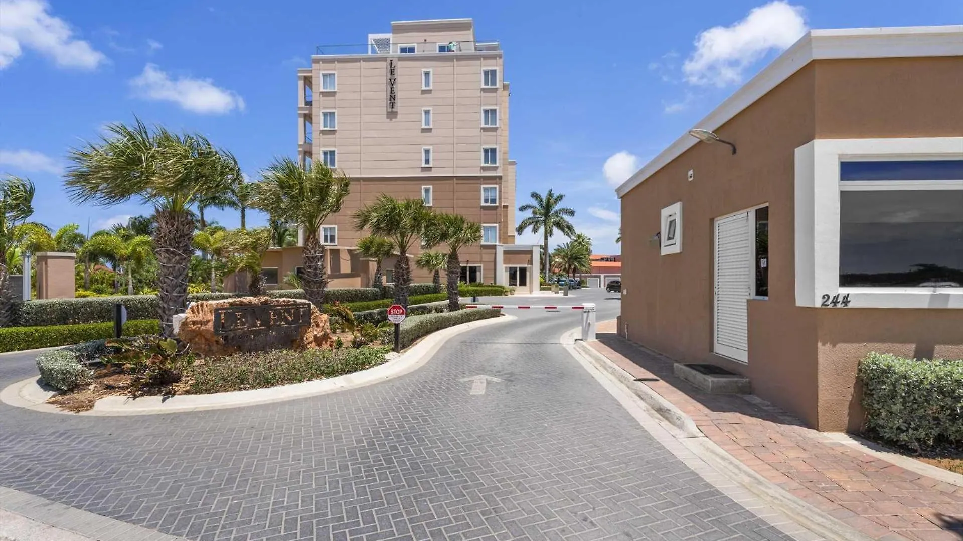 Beach View - Coastal View 2Br Condo - Lv505 Palm Beach Semesterbostad