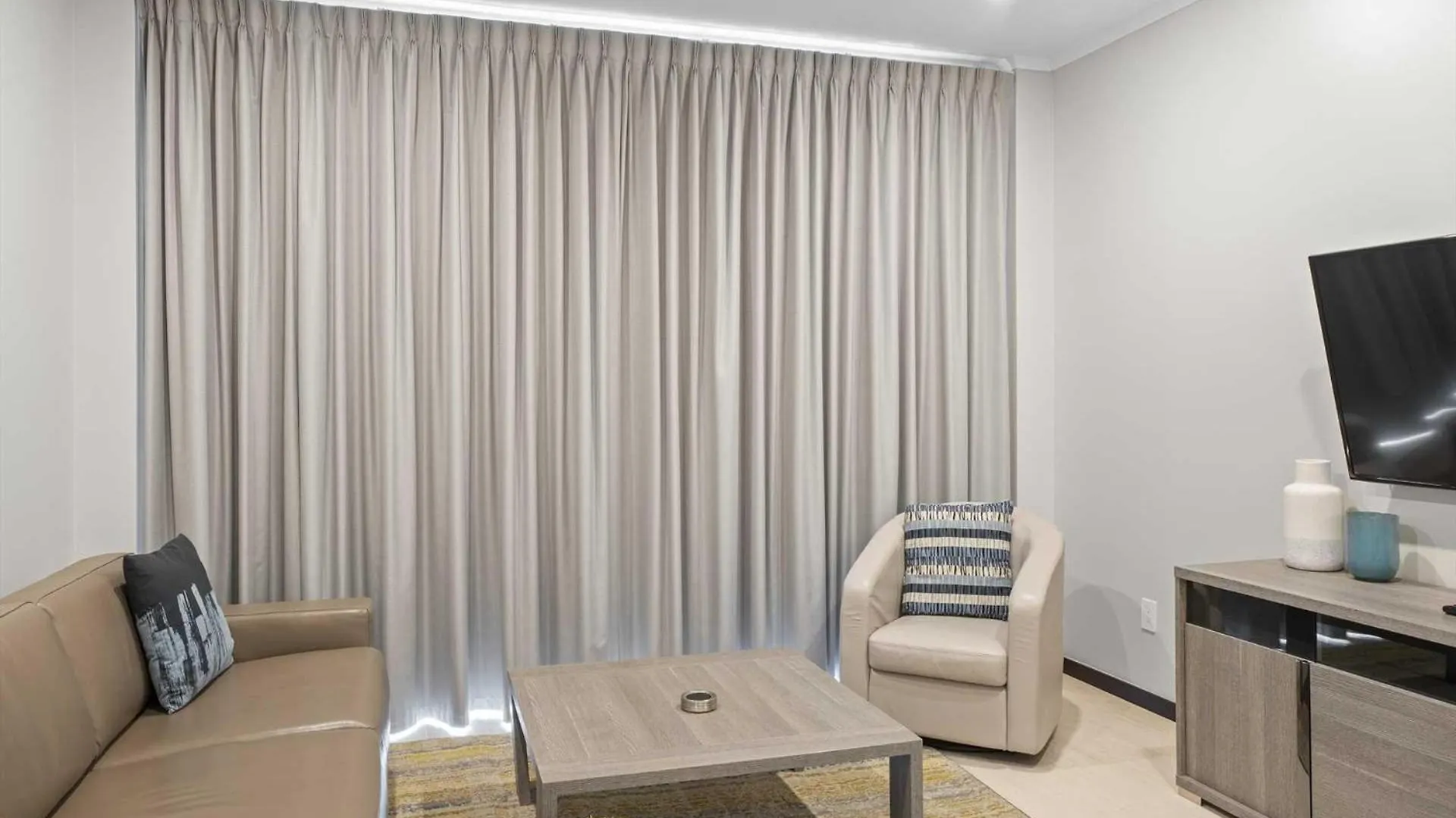 בית נופש פאלם ביץ' Beach View - Coastal View 2Br Condo - Lv505